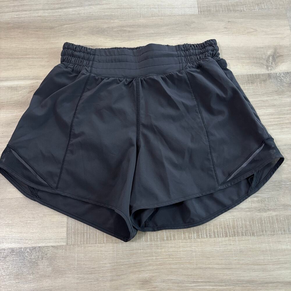 Lululemon Hotty Hot Short High-Rise Long 4" Women Size 4 Black